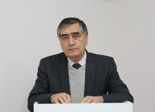 Professor Şirindil Alışanlı vəfat edib