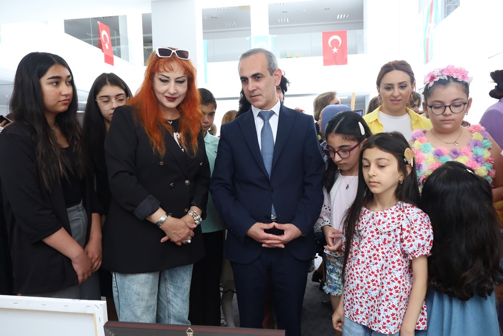 MEK-də 1 İyun - Uşaqların Beynəlxalq Müdafiəsi Günü münasibə...