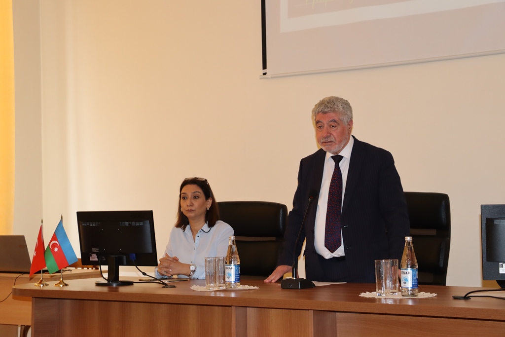 Əlyazmalar İnstitutunda Əbdürrəhim bəy Haqverdiyevin 155 ill...