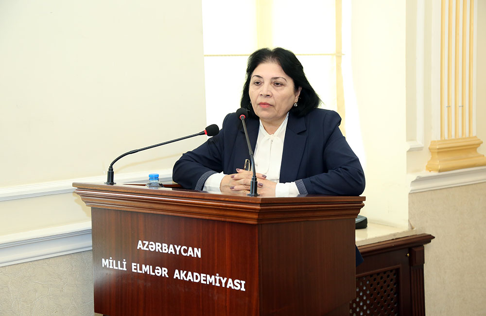 Azər­­­bay­­­can dilçilik elminin inkişafında mühüm xidmətlə...