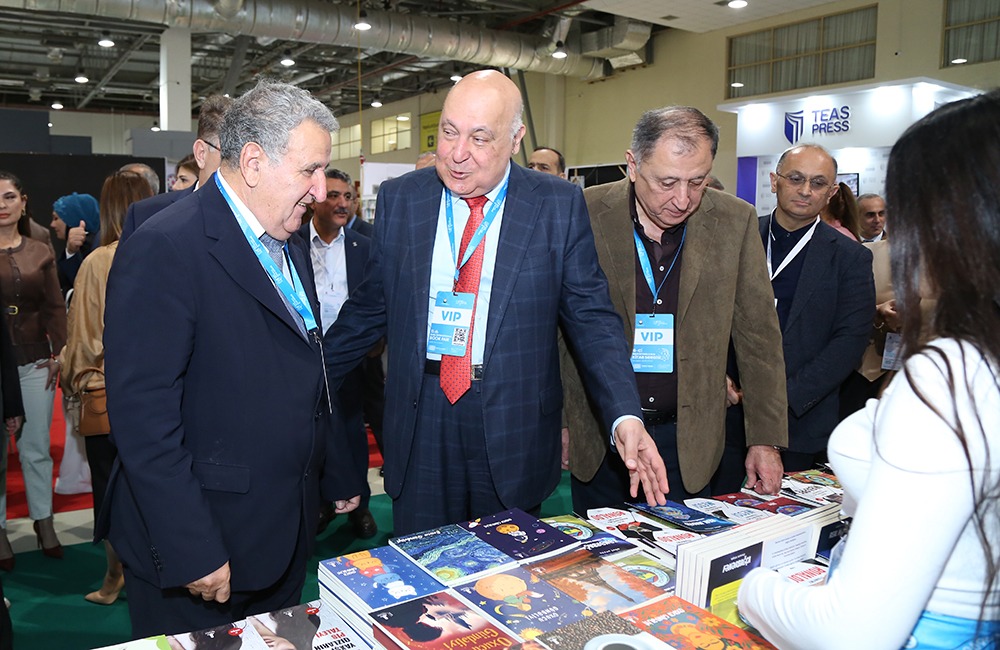 “Bakinski raboçiy” qəzetində AMEA-nın XI Bakı Beynəlxalq Kit...