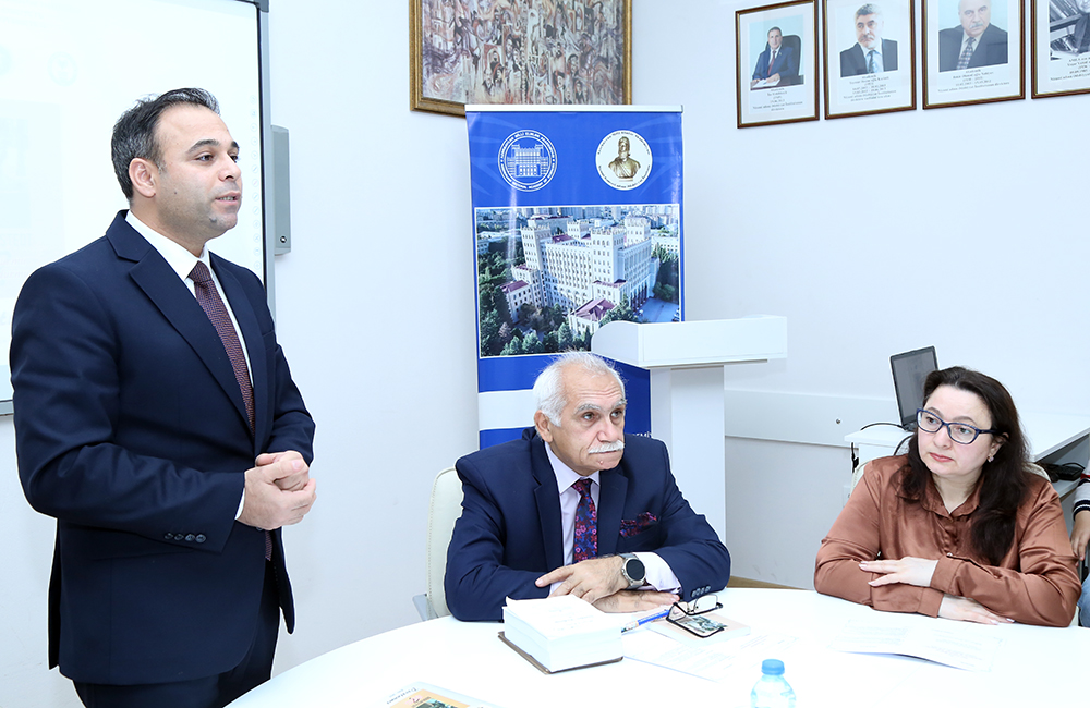 AMEA-da Məti Osmanoğlunun “Bodenştedt oğrudurmu, doğrudurmu?...