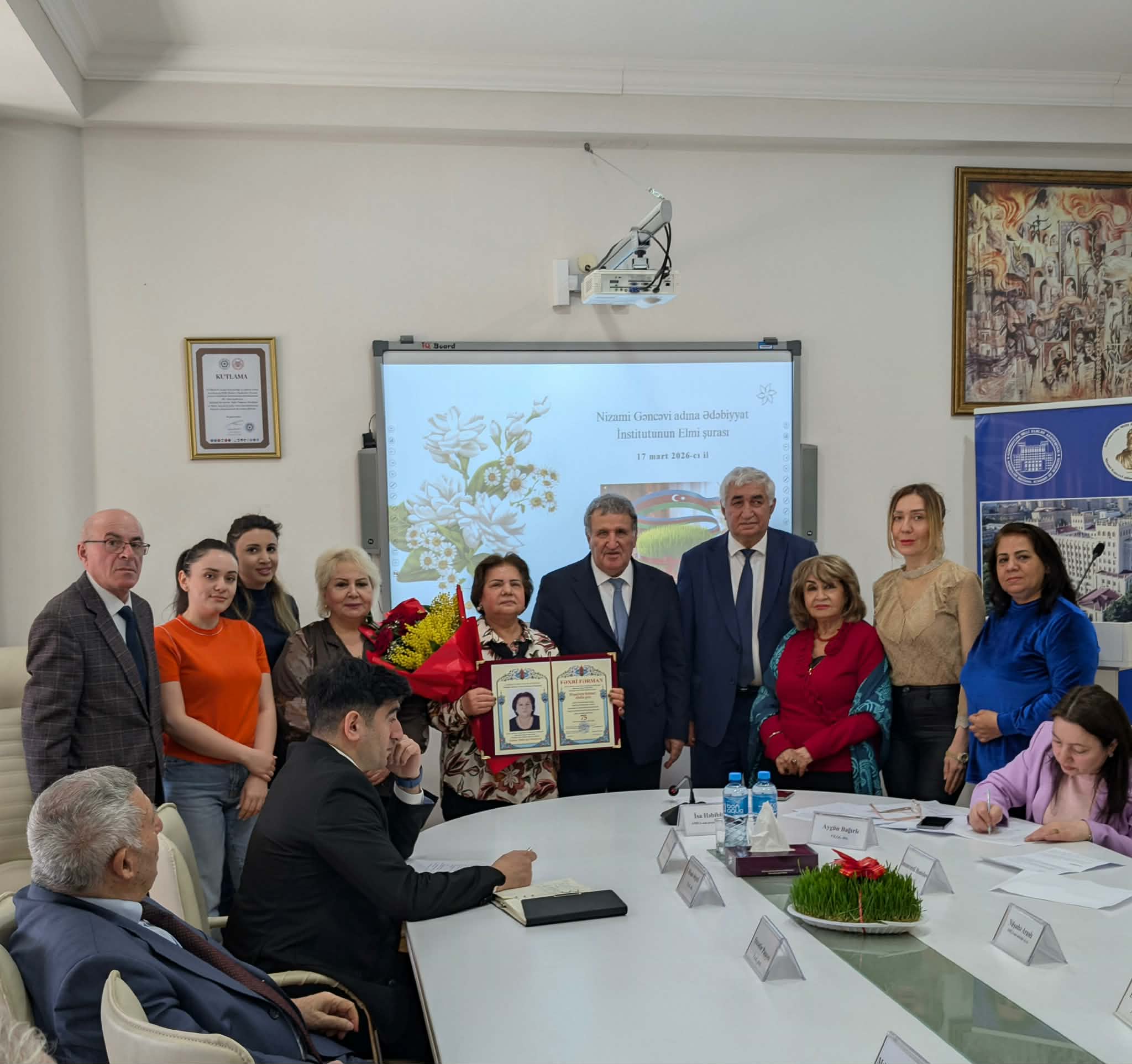 Ədəbiyyat İnstitutunun Elmi şurasının iclasında cari məsələl...