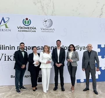 Folklor İnstitutunun əməkdaşı Vikipediyanın 25 illiyinə həsr...